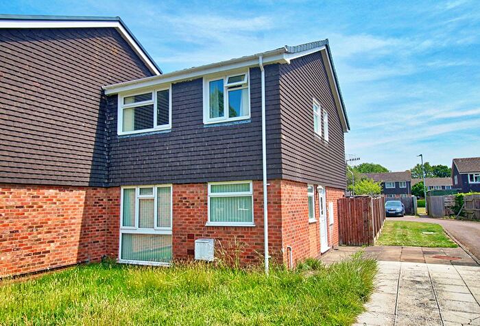 3 Bedroom End Terrace House For Sale In Buckingham Close, Malvern, WR14
