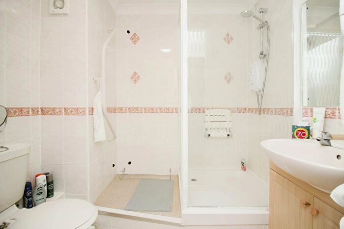 1 Bedroom Flat For Sale In Forge Court, Syston, LE7