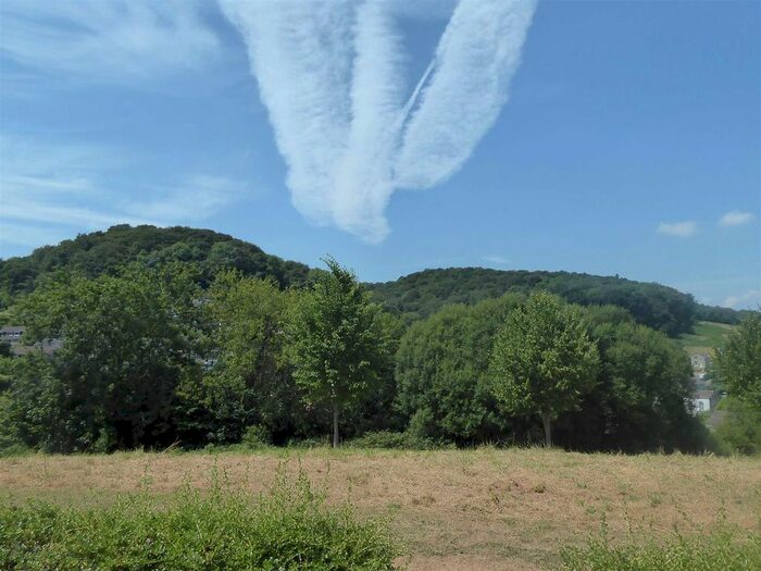 3 Bedroom Detached House To Rent In Harrolds Close, Dursley, GL11