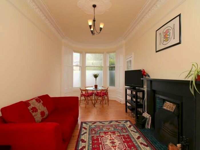 2 Bedroom Flat To Rent In Chancelot Terrace, Edinburgh, EH6