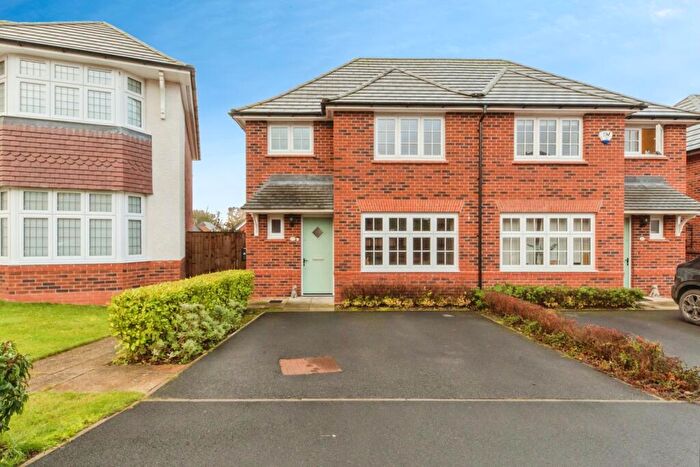 3 Bedroom Semi Detached House For Sale In Whitebeam Close, Congleton, Cheshire, CW12