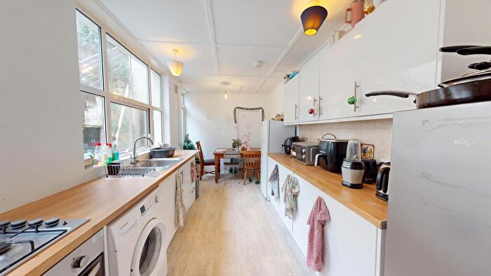 6 Bedroom Terraced House To Rent In Upper North Street, BN1