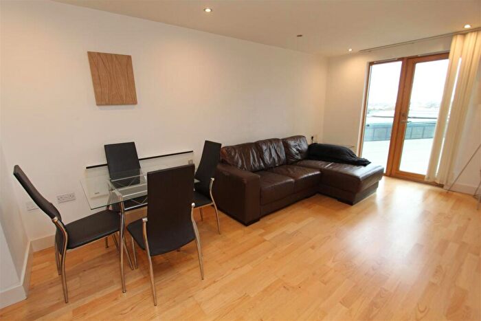 1 Bedroom Flat To Rent In McClintock House, Leeds Dock, LS10