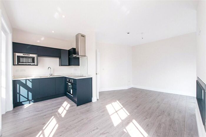 2 Bedroom Apartment To Rent In High Street South, Olney, Buckinghamshire, MK46