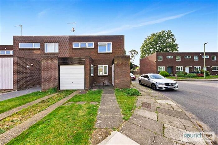 4 Bedroom House To Rent In Linksway, Hendon, NW4