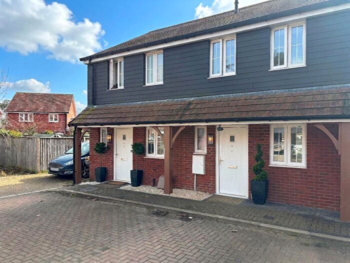 2 Bedroom Terraced House For Sale In Augustus Avenue, Fordingbridge, SP6
