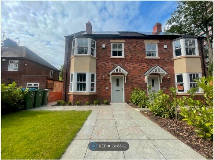 4 Bedroom Semi-Detached House To Rent In Middleborough Road, Conventry, CV1