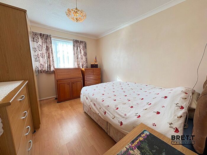 2 Bedroom Bungalow For Sale In Fleming Way, Neyland, Milford Haven, Pembrokeshire., SA73