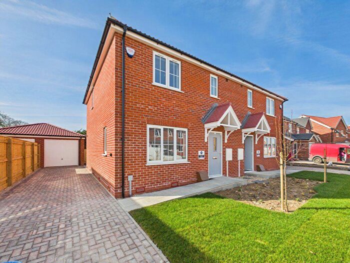 3 Bedroom Semi-Detached House To Rent In Copper Gardens, Boston, Lincolnshire, PE21