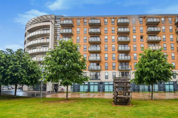 1 Bedroom Flat To Rent In Durnsford Road, London, SW19