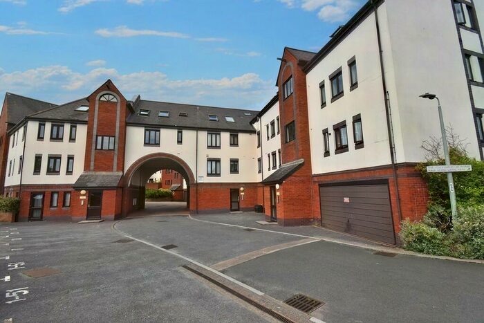3 Bedroom Penthouse To Rent In River Meadows, Water Lane, EX2