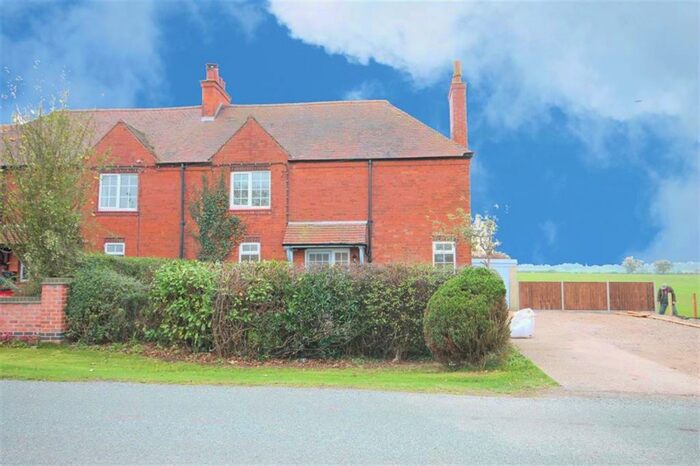 3 Bedroom Semi-Detached House To Rent In Clifton Campville, Tamworth, Staffordshire, B79