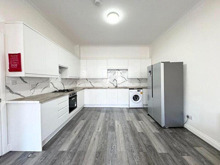 5 Bedroom Flat To Rent In Stroud Green Road, Finsbury Park, N4