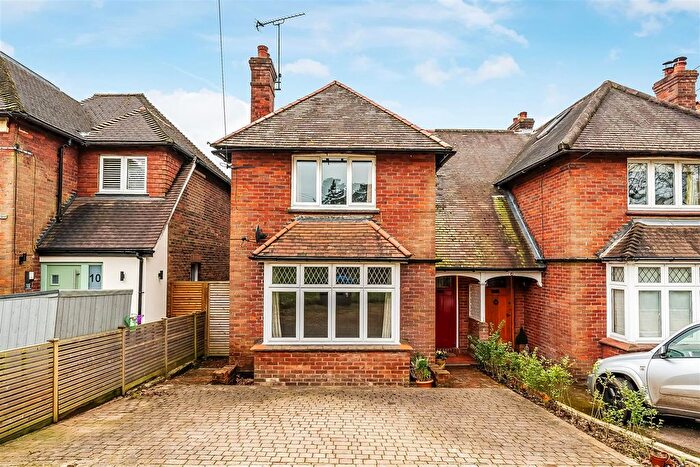 3 Bedroom Semi-Detached House To Rent In Hurst Green Road, Hurst Green, Oxted, RH8