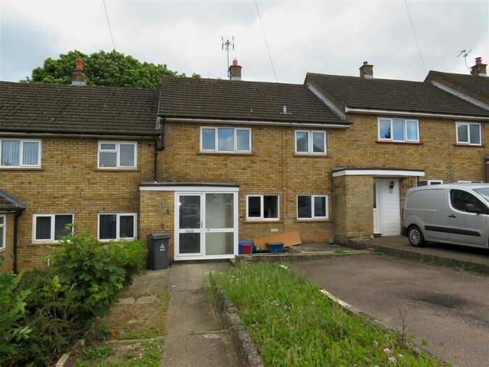 3 Bedroom Property To Rent In Pankhurst Crescent, Stevenage, SG2