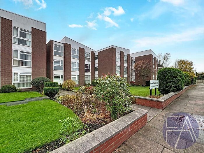 2 Bedroom Flat For Sale In Hesketh Links Court, Cambridge Road, Southport, Merseyside, PR9