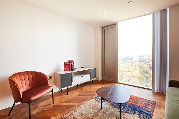 1 Bedroom Apartment To Rent In East Tower, Owen Street, M15