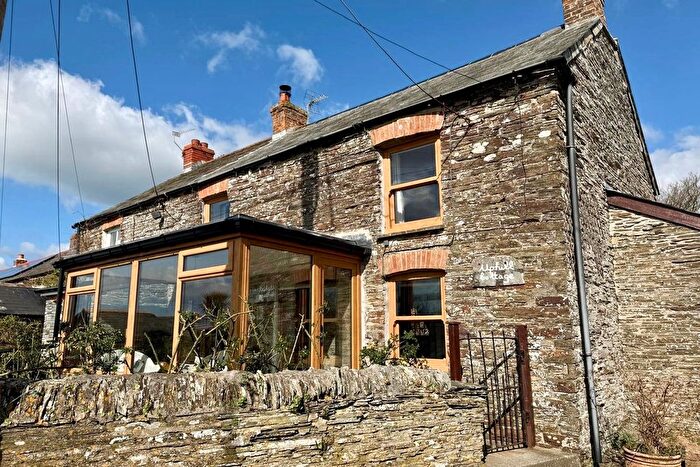 3 Bedroom End Of Terrace House For Sale In Uphill Cottage, Penrose, PL27