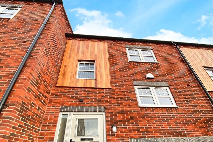 3 Bedroom Terraced House To Rent In Chancery Rise, Nuneaton, Warwickshire, CV10