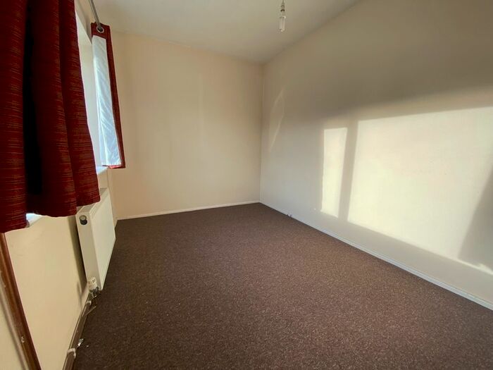 1 Bedroom Property To Rent In Drake Avenue, Worcester, WR2