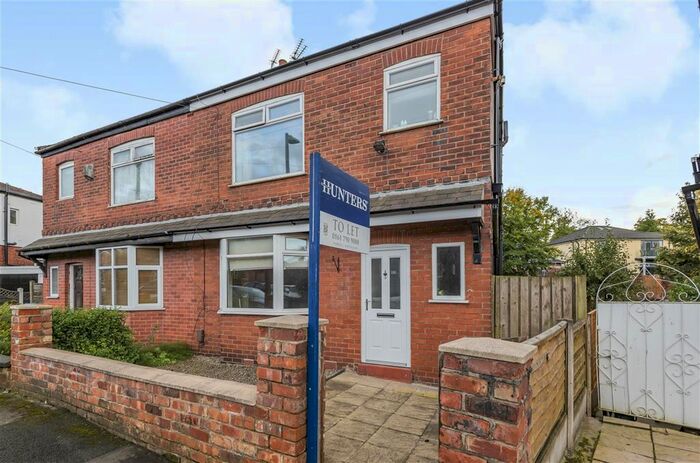 3 Bedroom Semi-Detached House To Rent In Allenby Road, Swinton, Manchester, M27