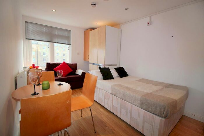 Studio To Rent In Courtfield Gardens, South Kensington, SW5