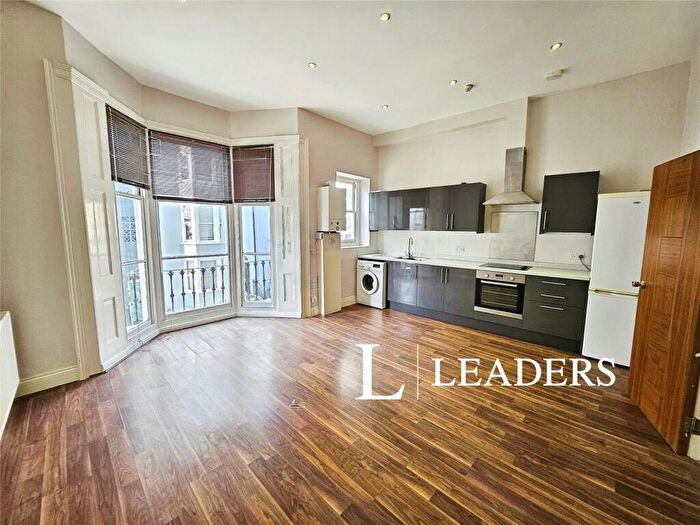 1 Bedroom Flat To Rent In Devonshire Place, Kemp Town, Brighton, BN2