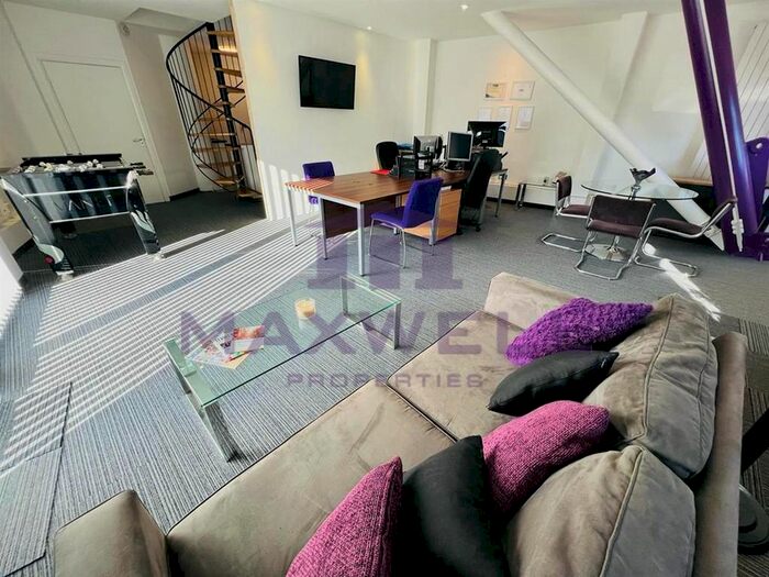 2 Bedroom Flat To Rent In High Street, London, E15