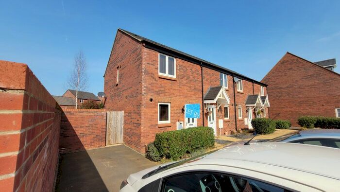 2 Bedroom End Of Terrace House To Rent In Nickling Road, Banbury, Oxon, OX16