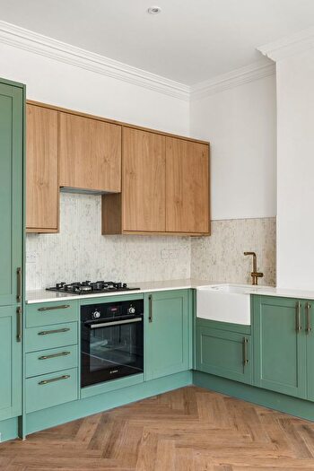 1 Bedroom Flat For Sale In Woodside Park Road, London, London, London, N12