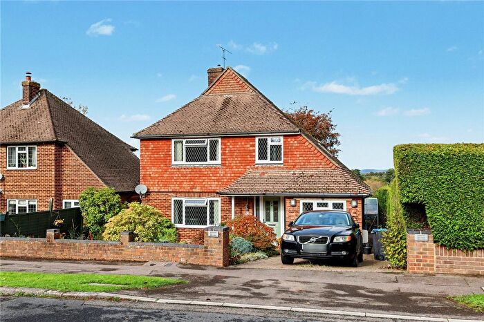 3 Bedroom Detached House For Sale In Fairlawn Drive, East Grinstead, West Sussex, RH19
