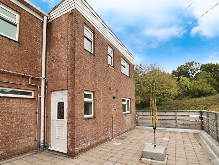 3 Bedroom Maisonette For Sale In Beechley Drive, Cardiff, CF5