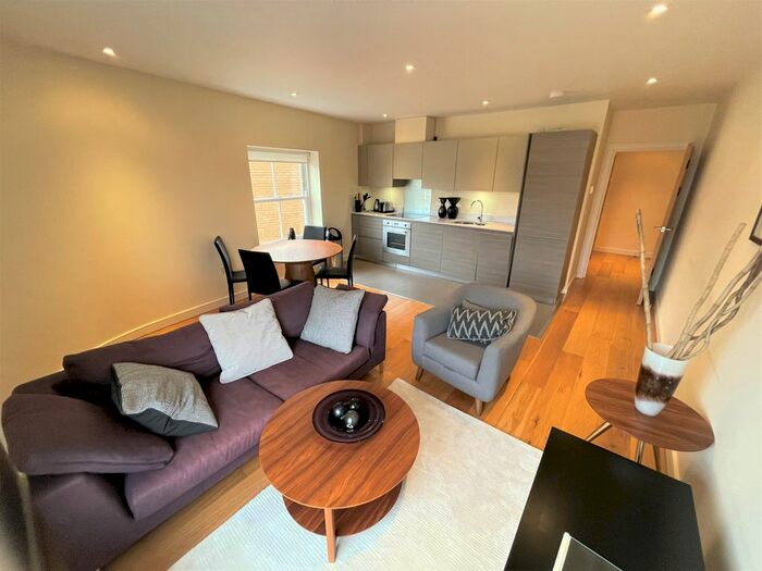 1 Bedroom Flat To Rent In Rockland Apartments, Lakenham Place, London, London, E3