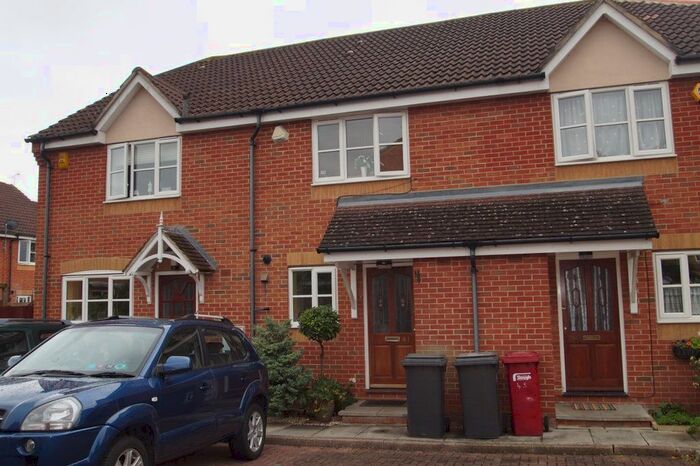 2 Bedroom Property To Rent In Trumper Way, Cippenham, Slough SL1