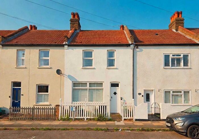 3 Bedroom Terraced House For Sale In Liddon Road, Bromley, Kent, BR1