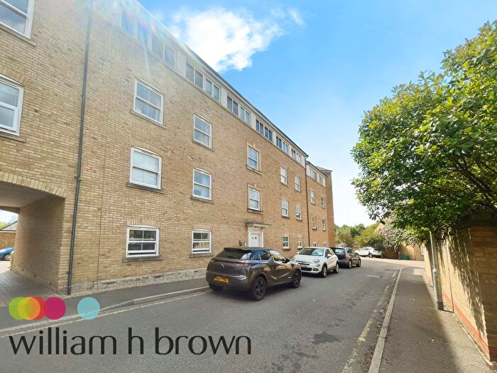 2 Bedroom Flat To Rent In Wickham Crescent, Braintree, CM7