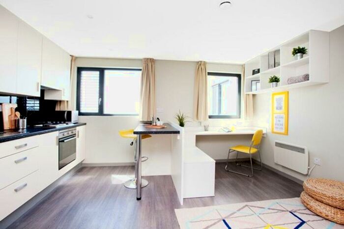 Studio To Rent In Greetham Street, Portsmouth, PO5