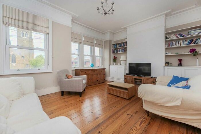 4 Bedroom Flat To Rent In Franciscan Road, London, SW17
