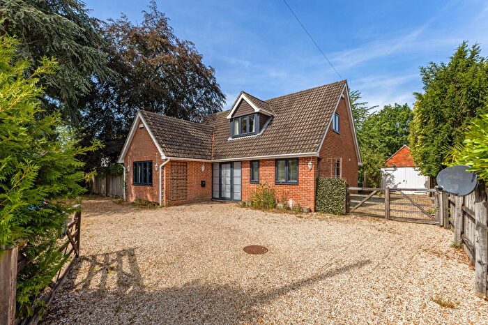 3 Bedroom Detached House For Sale In Lyndhurst Road, Brockenhurst, Hampshire, SO42