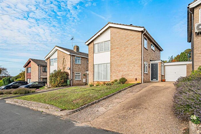 3 Bedroom Detached House For Sale In Newmarket, CB8