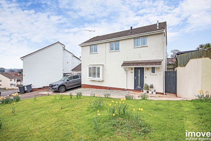3 Bedroom Detached House For Sale In Exe Hill, Torquay, TQ2