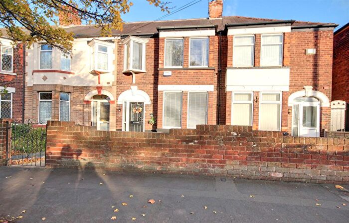 3 Bedroom Terraced House For Sale In Pickering Road, Hull, HU4