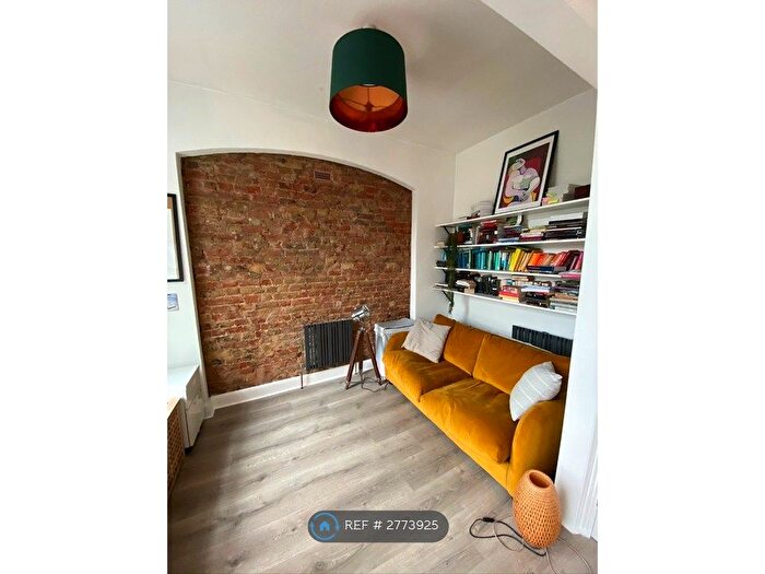 1 Bedroom Flat To Rent In Parkfield Road, London, SE14