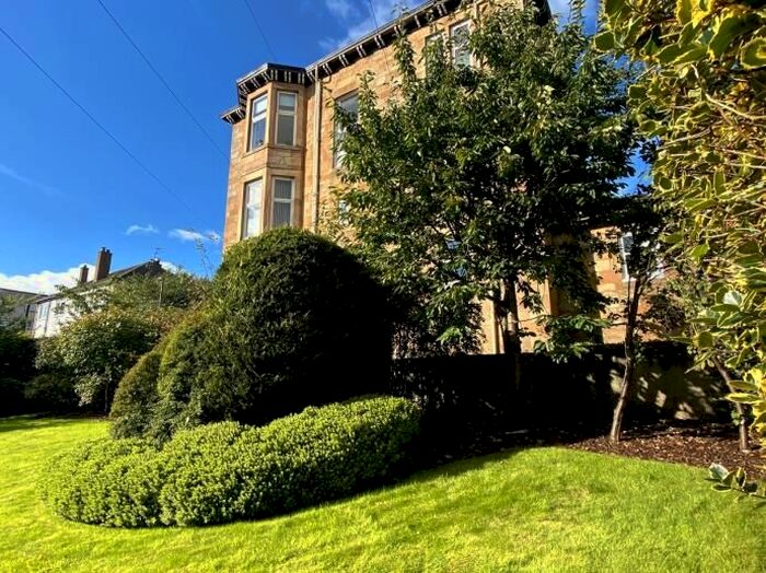 1 Bedroom Flat To Rent In Bruce Road, Glasgow, G41