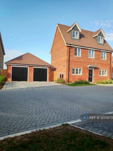 5 Bedroom Detached House To Rent In Westland Close, Haddenham, HP17