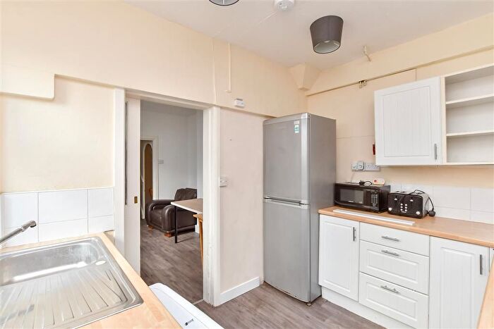 3 Bedroom Terraced House For Sale In Hartington Road, Brighton, East Sussex, BN2