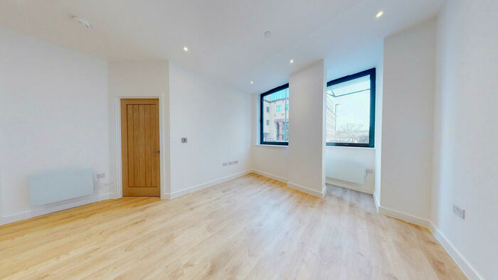 1 Bedroom Apartment To Rent In Station Road, Redhill, RH1