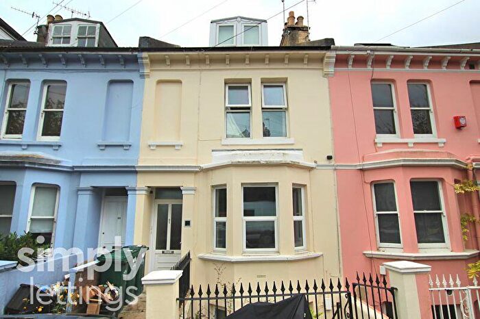 1 Bedroom Flat To Rent In Warleigh Road, Brighton, BN1
