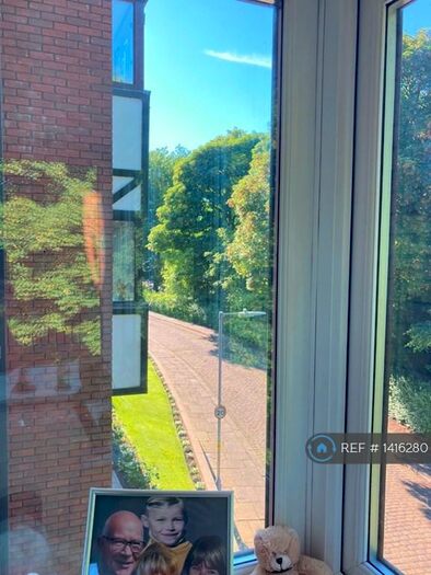 1 Bedroom Flat To Rent In Westpark, Bolton, BL1