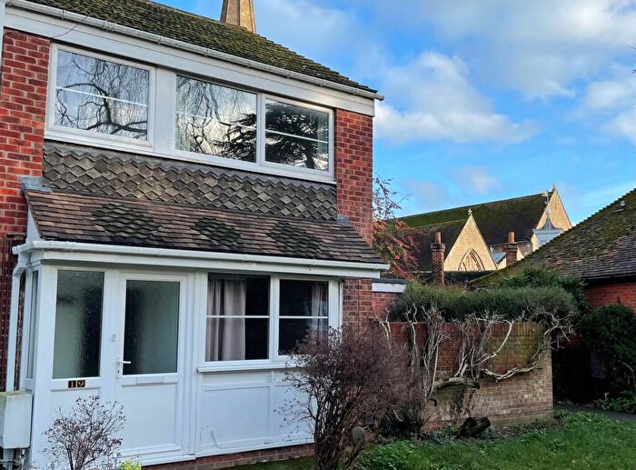 3 Bedroom End Of Terrace House To Rent In St. Helens Court, Abingdon, OX14